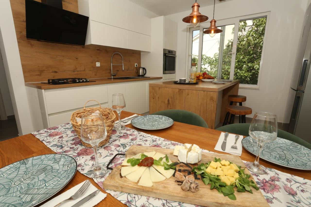 Apartman Luce Трогир Екстериор снимка