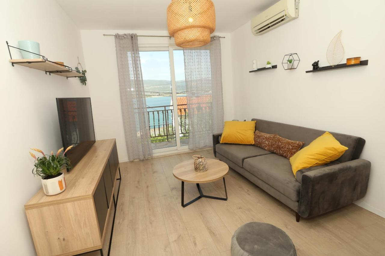 Apartman Luce Трогир Екстериор снимка