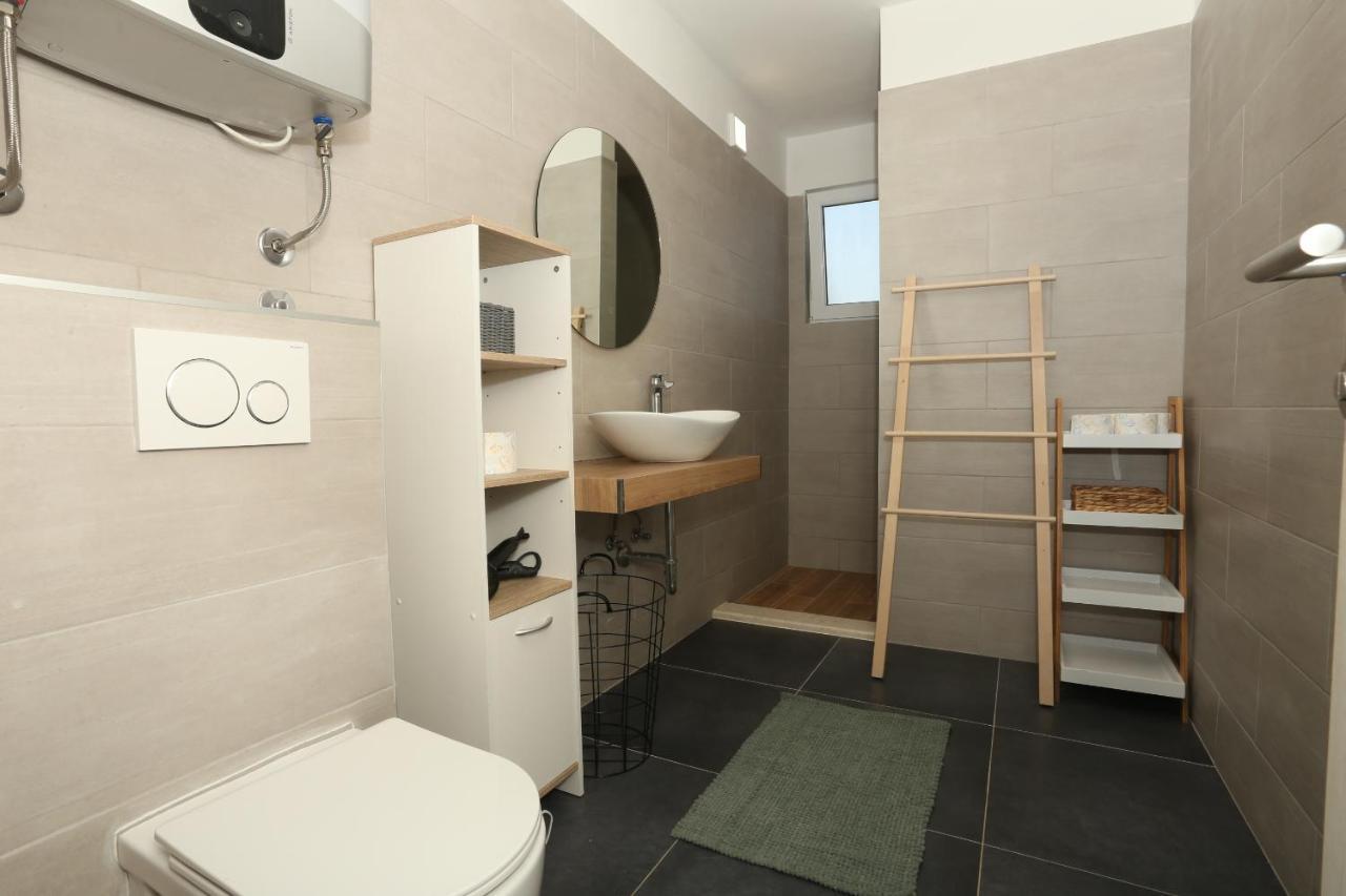 Apartman Luce Трогир Екстериор снимка