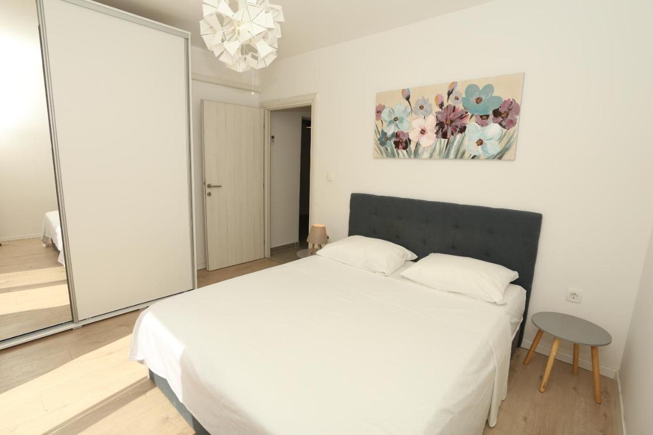 Apartman Luce Трогир Екстериор снимка