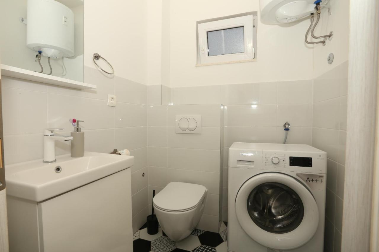 Apartman Luce Трогир Екстериор снимка